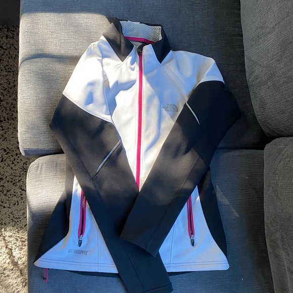 Womens The North Face jacket. Size small - Picture 1 of 3